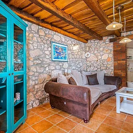 Pinia Comfortable Hotel Krk Town