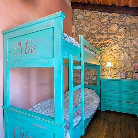 Pinia Comfortable Hotel 2*